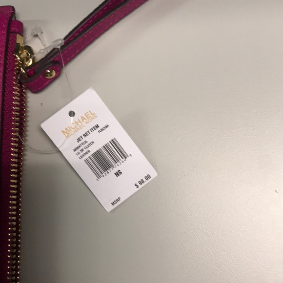 Authentic Michael Kors Large ZIP clutch NWT - Picture 3 of 6